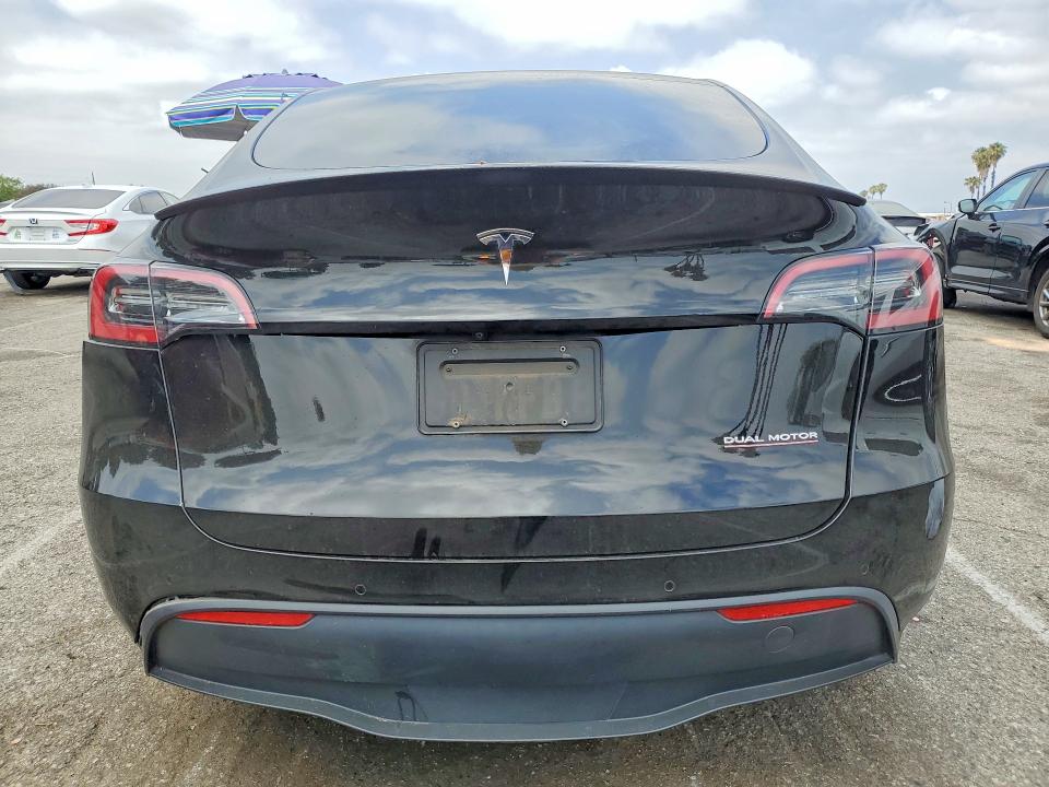 2022 Tesla Model Y მანქანა იყიდება აუქციონზე, vin: 7SAYGDEF2NF406506, აუქციონის ნომერი: 53465356