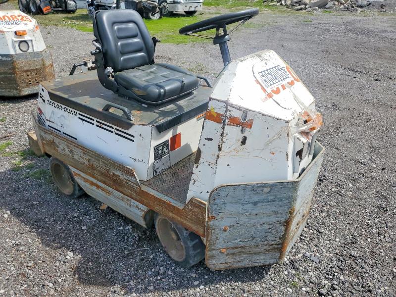 Auction sale of the 2000 Taylor C4-26ac, vin: 00000000000180404, lot number: 50620066