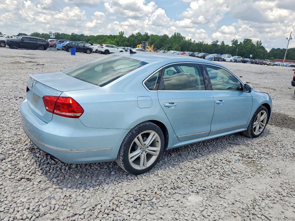 54239516 :رقم المزاد ، 1VWCM7A39DC134767 vin ، 2013 Volkswagen Passat مزاد بيع