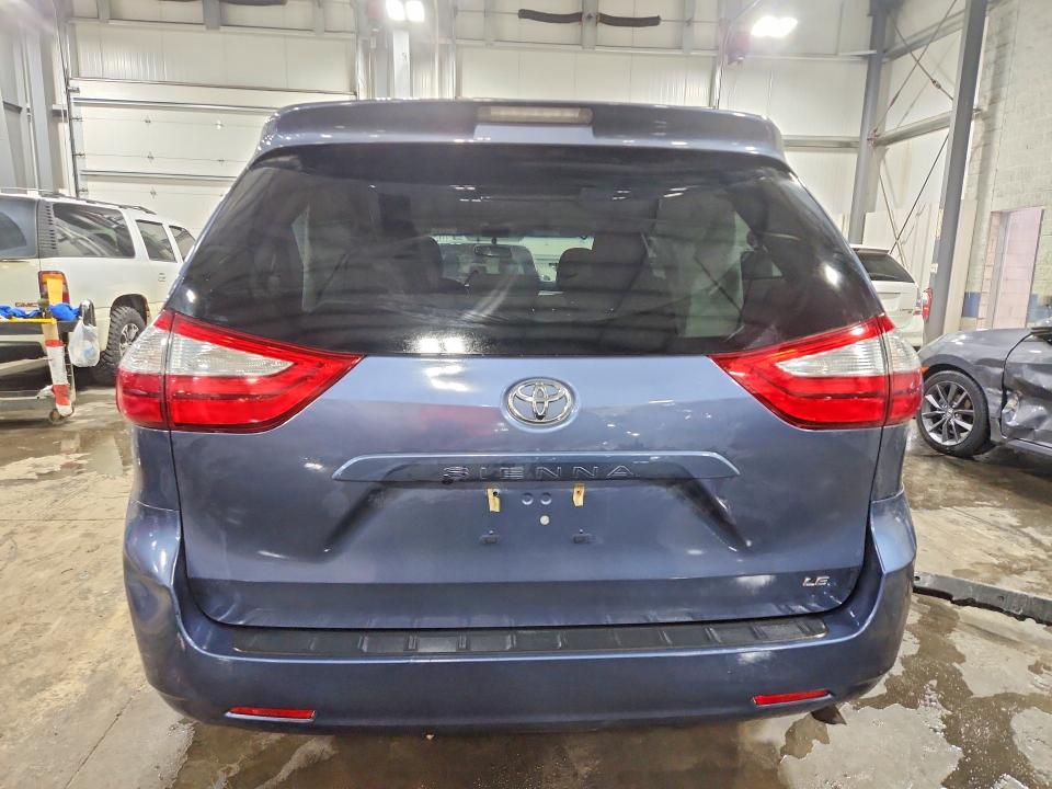 Aukcja sprzedaży 2016 Toyota Sienna, vin: 5TDKK3DC3GS737404, numer aukcji: 52366096