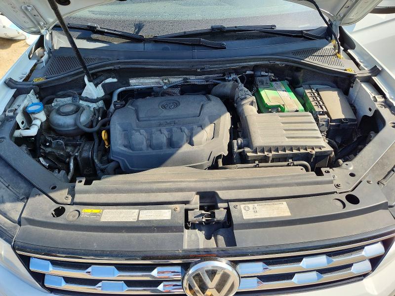Продажа на аукционе авто 2018 Volkswagen Tiguan, vin: 3VV2B7AX8JM042259, номер лота: 53948026