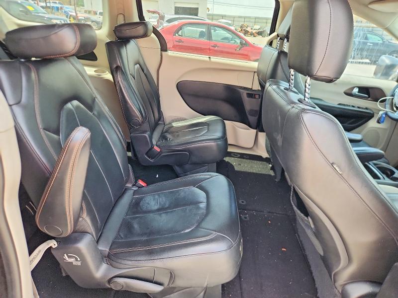 Продажа на аукционе авто 2017 Chrysler Pacifica, vin: 2C4RC1BG3HR583549, номер лота: 52471836