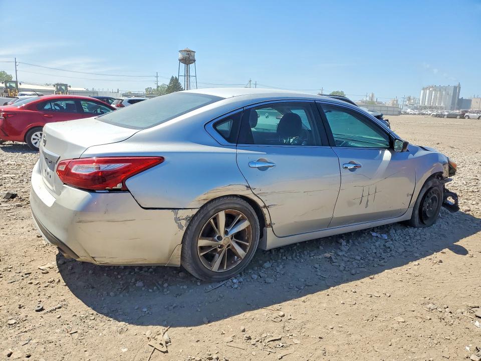 Продажа на аукционе авто 2017 Nissan Altima, vin: 1N4AL3AP6HC238105, номер лота: 55404746
