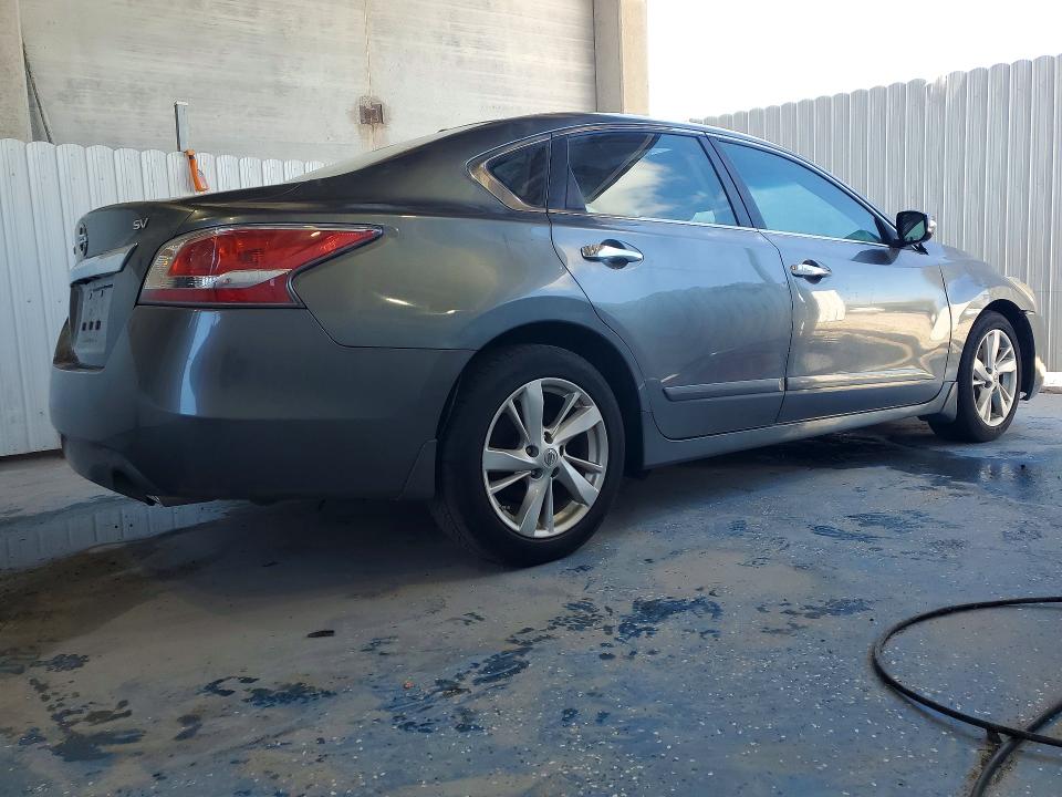 Продажа на аукционе авто 2015 Nissan Altima, vin: 1N4AL3APXFC230618, номер лота: 49332926