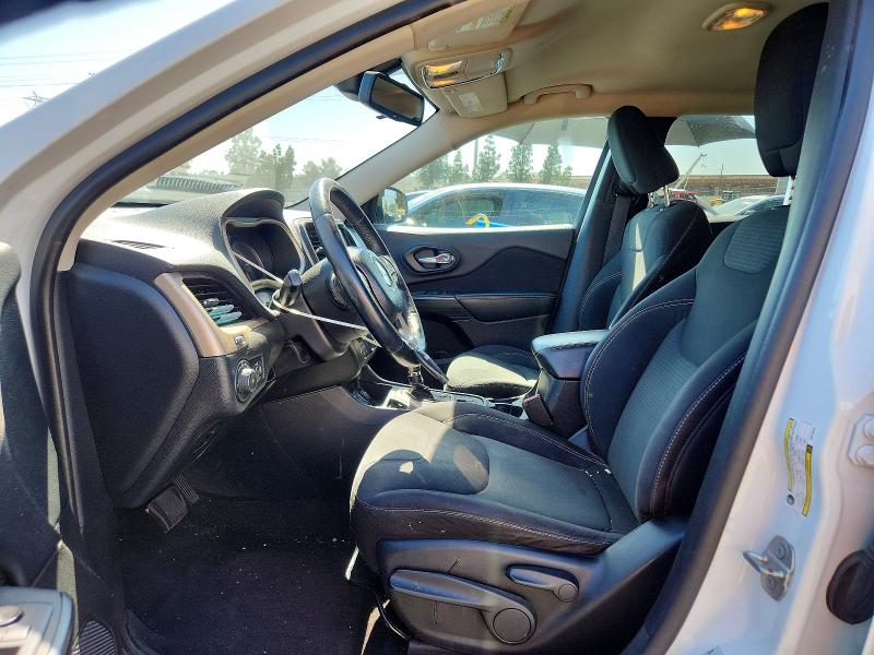 52439876 :رقم المزاد ، 1C4PJLCB7GW173015 vin ، 2016 Jeep Cherokee مزاد بيع