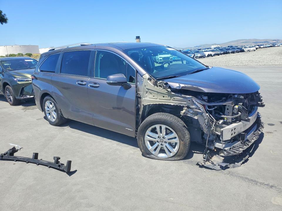 2021 Toyota Sienna მანქანა იყიდება აუქციონზე, vin: 5TDESKFC7MS003932, აუქციონის ნომერი: 53128496