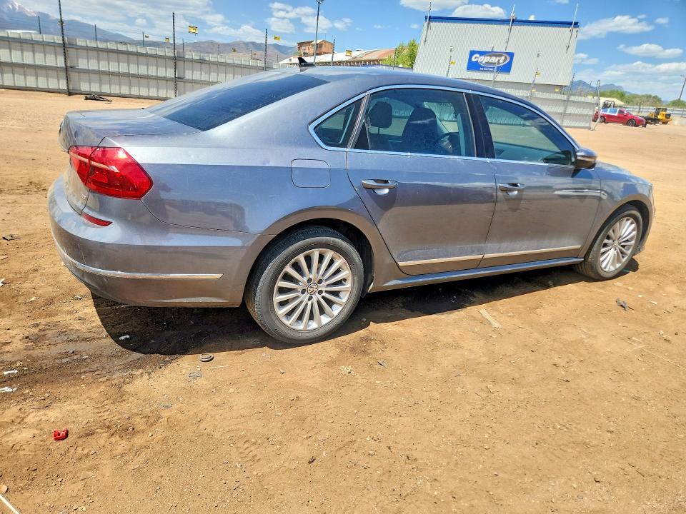 53991896 :رقم المزاد ، 1VWBT7A38GC068893 vin ، 2016 Volkswagen Passat مزاد بيع