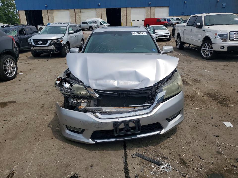 2013 Honda Accord მანქანა იყიდება აუქციონზე, vin: 1HGCR2F86DA183532, აუქციონის ნომერი: 55187346