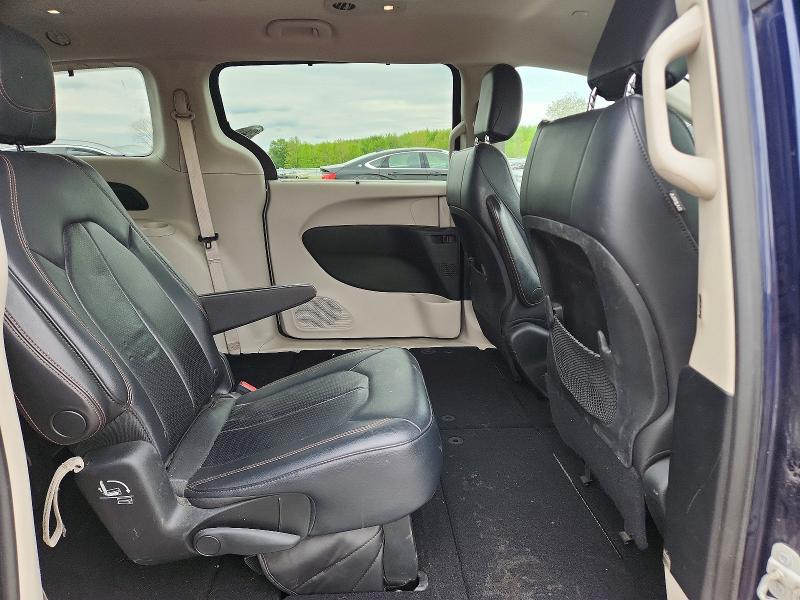 Продаж на аукціоні авто 2018 Chrysler Pacifica, vin: 2C4RC1BG0JR127630, номер лоту: 52660326