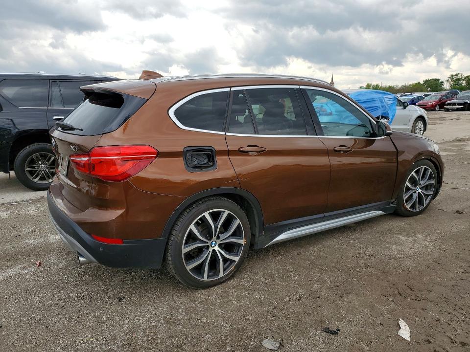 Продаж на аукціоні авто 2017 Bmw X1, vin: WBXHT3C31H5F67758, номер лоту: 51593966
