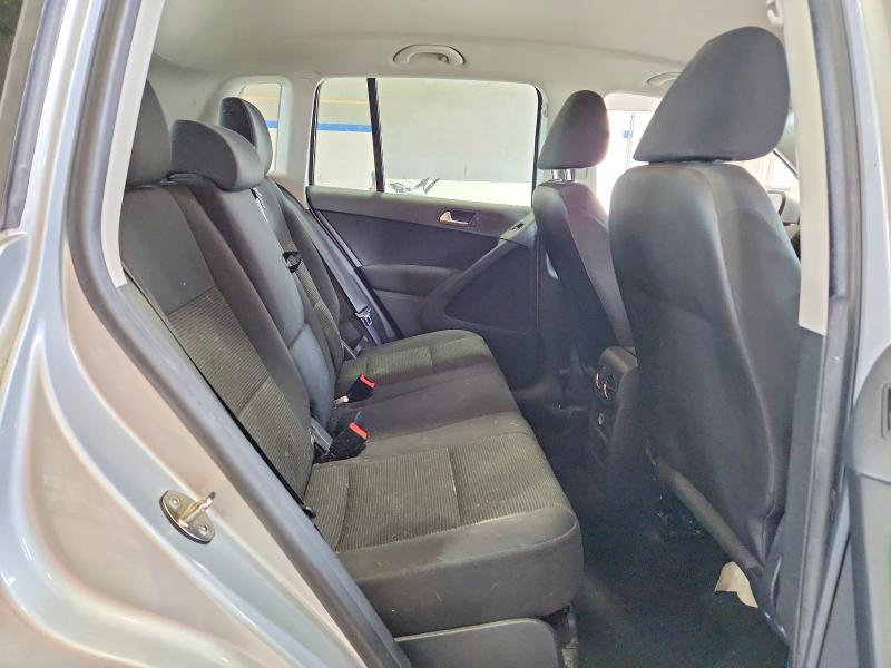 54671026 :رقم المزاد ، WVGBV3AX4DW565728 vin ، 2013 Volkswagen Tiguan مزاد بيع