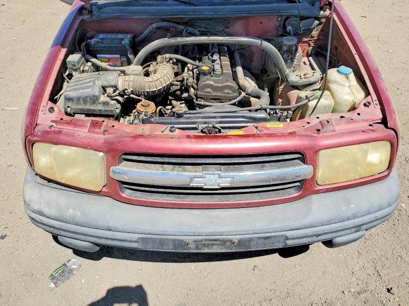 53828456 :رقم المزاد ، 2CNBJ13C9X6912866 vin ، 1999 Chev Tracker مزاد بيع