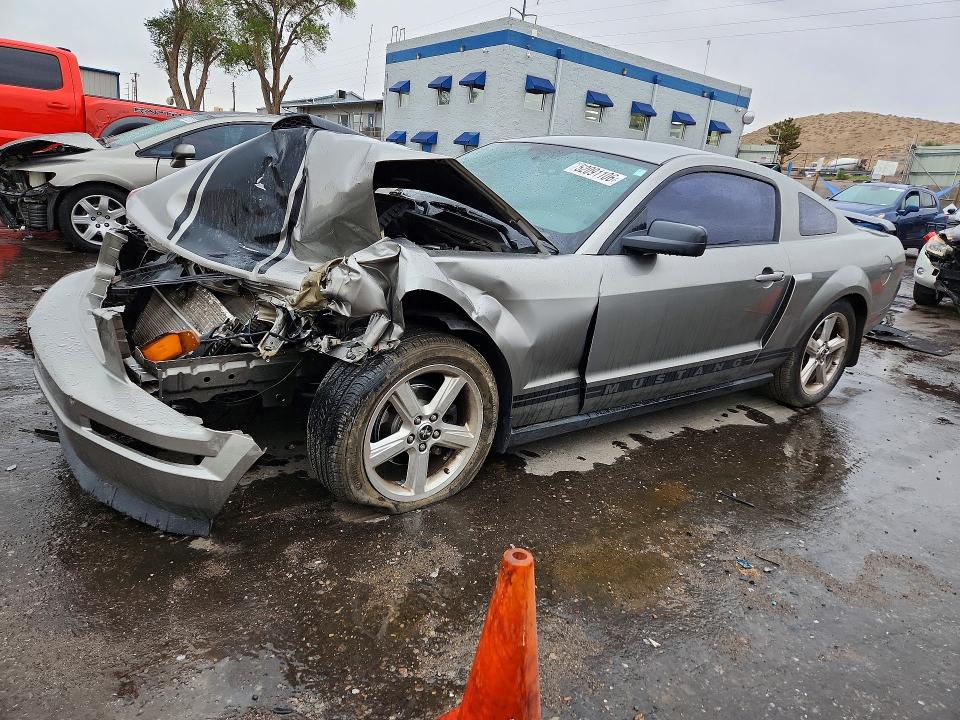 52091106 :رقم المزاد ، 1ZVHT80N985176755 vin ، 2008 Ford Mustang مزاد بيع