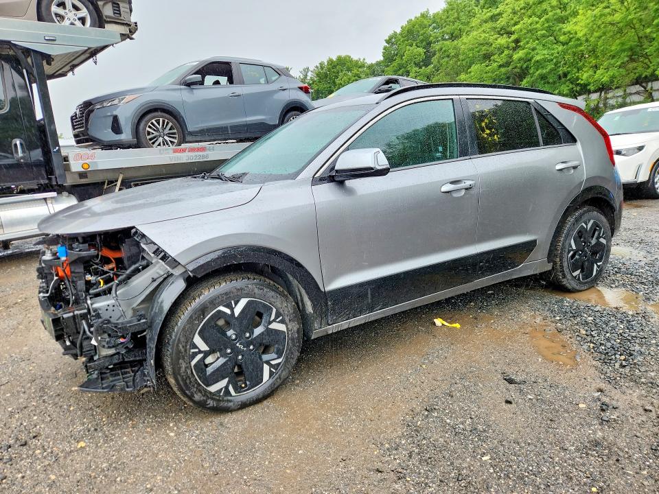 2024 Kia Niro მანქანა იყიდება აუქციონზე, vin: KNDCR3L12R5112582, აუქციონის ნომერი: 54310976