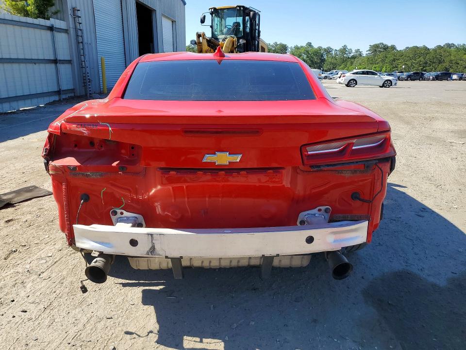53632986 :رقم المزاد ، 1G1FB1RS8J0110271 vin ، 2018 Chevrolet Camaro مزاد بيع