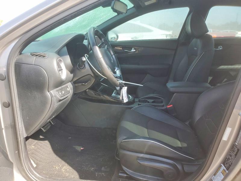 55442266 :رقم المزاد ، 3KPF54AD8NE481652 vin ، 2022 Kia Forte مزاد بيع