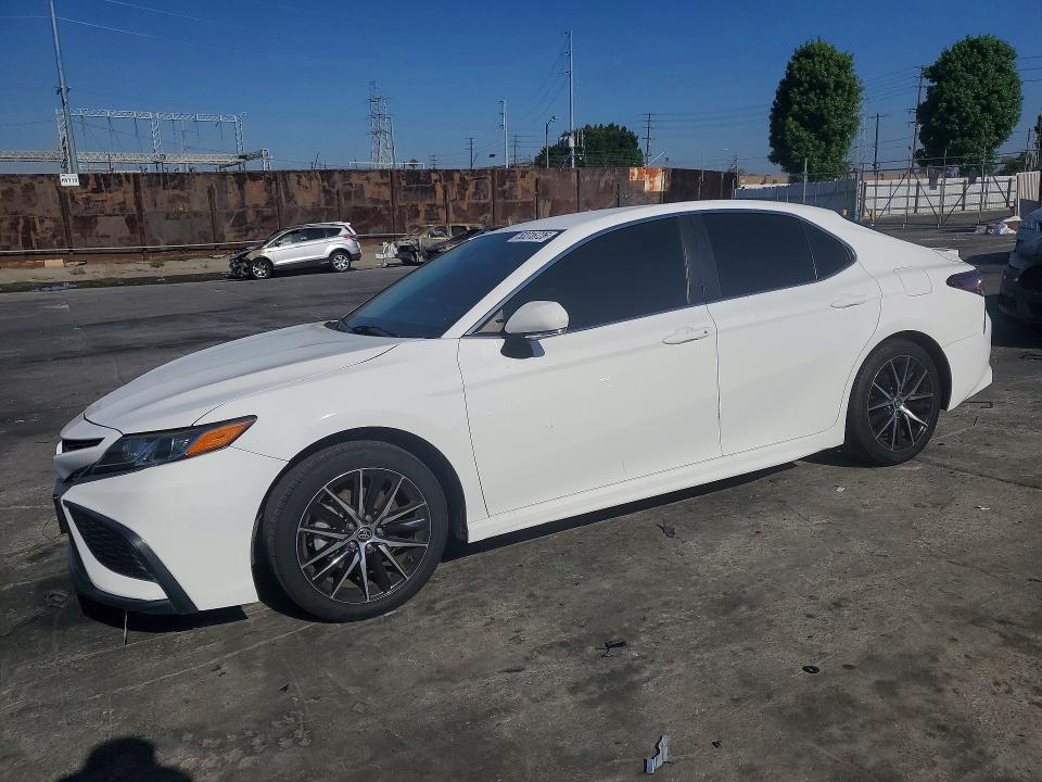 2023 Toyota Camry მანქანა იყიდება აუქციონზე, vin: 4T1G11AKXPU836589, აუქციონის ნომერი: 53316726