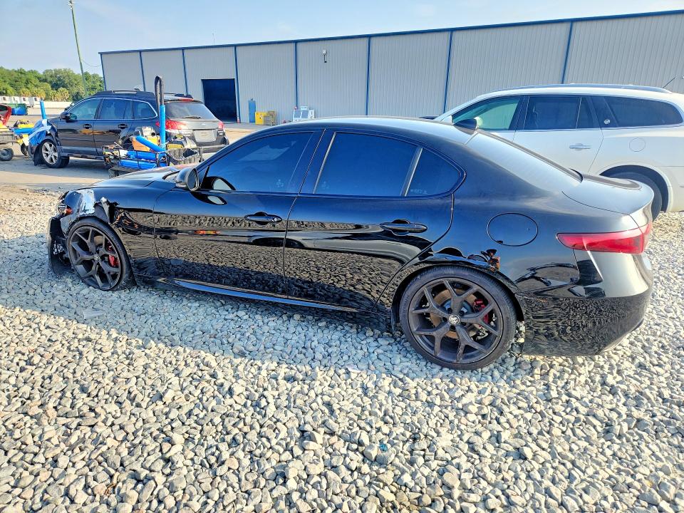 52396956 :رقم المزاد ، ZARFAMBNXL7631234 vin ، 2020 Alfa Romeo Giulia مزاد بيع