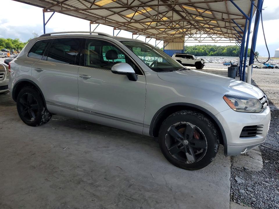 55229316 :رقم المزاد ، WVGFK9BP6CD005330 vin ، 2012 Volkswagen Touareg مزاد بيع