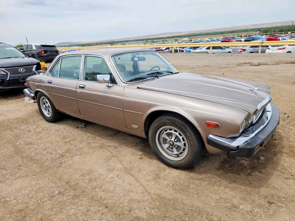 55175716 :رقم المزاد ، SAJAY1341GC442023 vin ، 1986 Jaguar Xj6 مزاد بيع