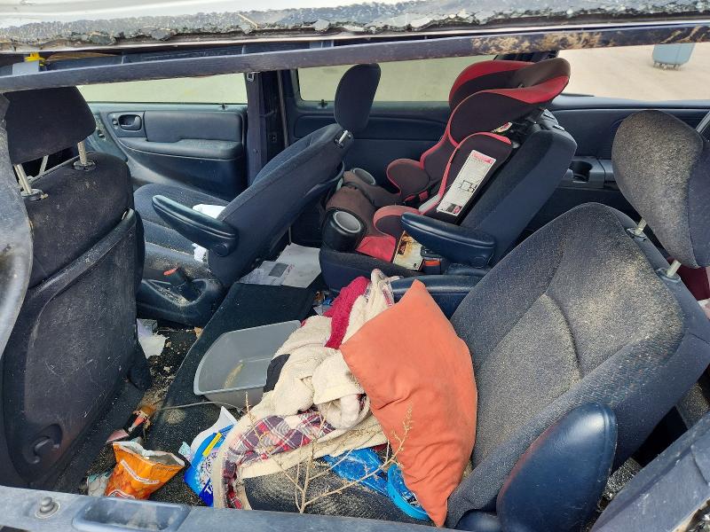 52863816 :رقم المزاد ، 2B4GP44352R658909 vin ، 2002 Dodge Grand Caravan مزاد بيع