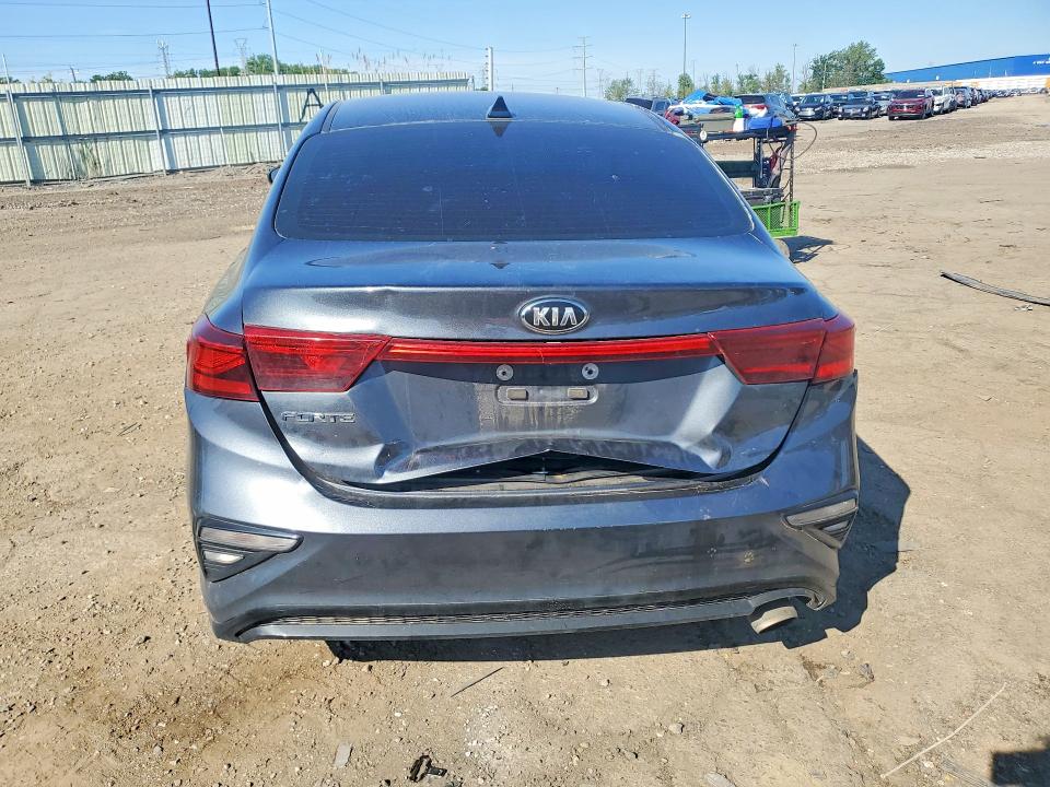 2021 Kia Forte მანქანა იყიდება აუქციონზე, vin: 3KPF24ADXME266846, აუქციონის ნომერი: 54809846