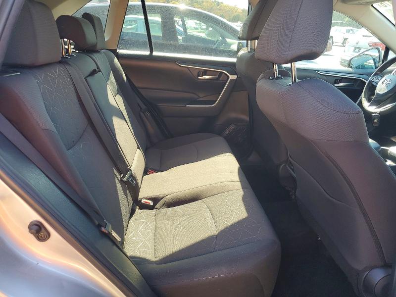 51696176 :رقم المزاد ، 2T3P1RFV4MW169071 vin ، 2021 Toyota Rav4 مزاد بيع