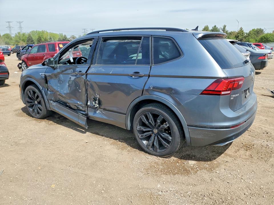 52934386 :رقم المزاد ، 3VV2B7AX1MM053950 vin ، 2021 Volkswagen Tiguan مزاد بيع