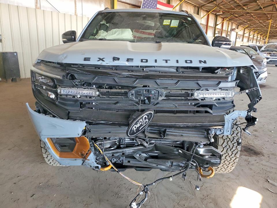 2025 Ford Expedition მანქანა იყიდება აუქციონზე, vin: 1FMJU1RG3SEA57633, აუქციონის ნომერი: 53460256
