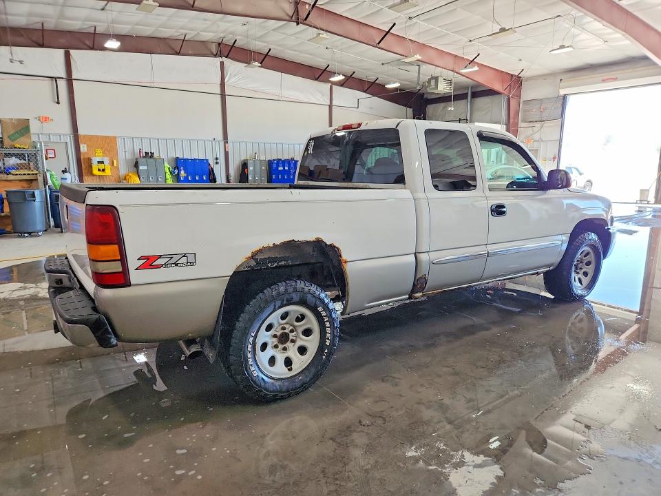 Продажа на аукционе авто 2003 Gmc New Sierra, vin: 2GTEK19T831236522, номер лота: 53361056