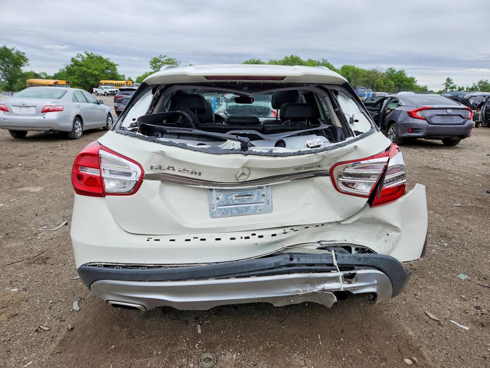 53964046 :رقم المزاد ، WDCTG4GB4FJ031482 vin ، 2015 Mercedes-benz Gla مزاد بيع