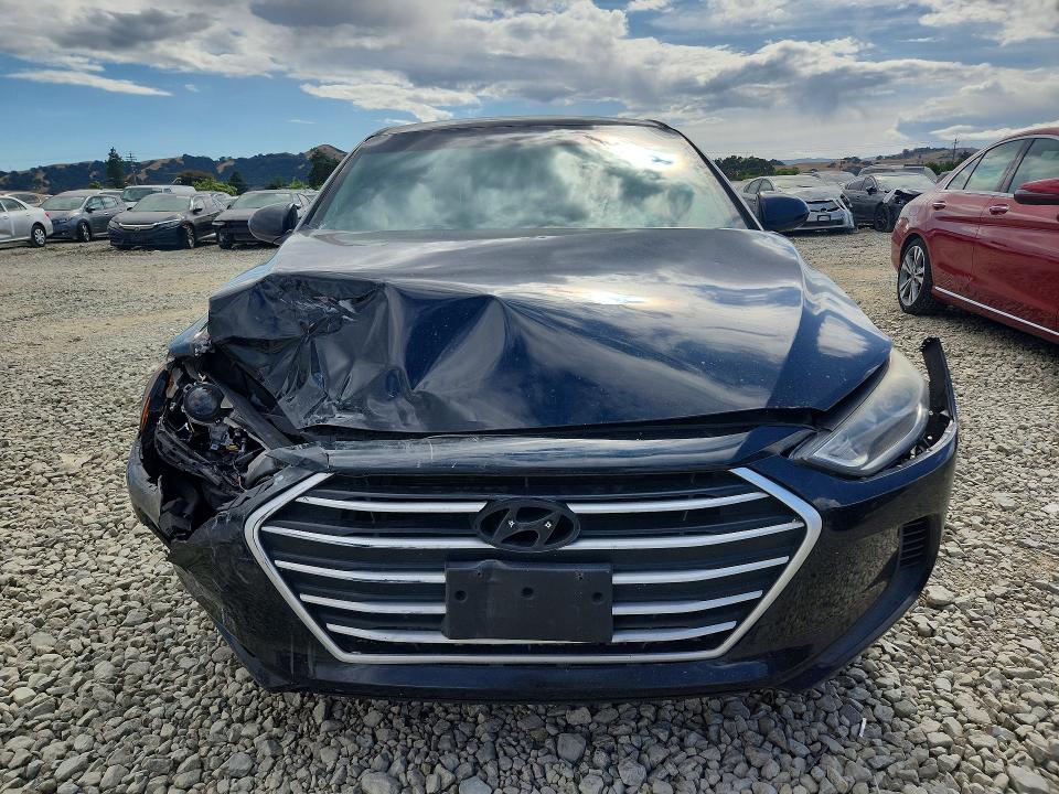 55402046 :رقم المزاد ، 5NPD74LFXHH202248 vin ، 2017 Hyundai Elantra مزاد بيع