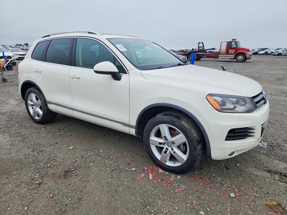 Продажа на аукционе авто 2011 Volkswagen Touareg, vin: WVGFK9BP8BD005862, номер лота: 54312056