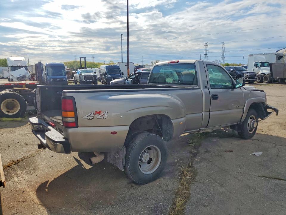 Продаж на аукціоні авто 2002 Chevrolet Silverado, vin: 1GCJK34G82E109710, номер лоту: 52859706