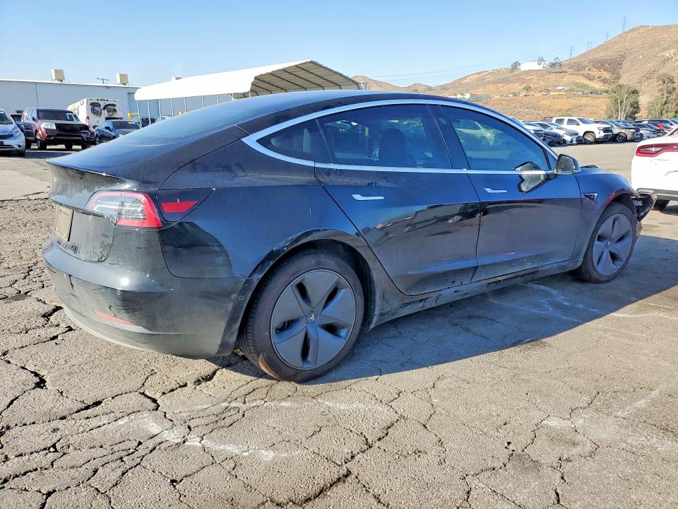 52618546 :رقم المزاد ، 5YJ3E1EA1KF361893 vin ، 2019 Tesla Model 3 مزاد بيع