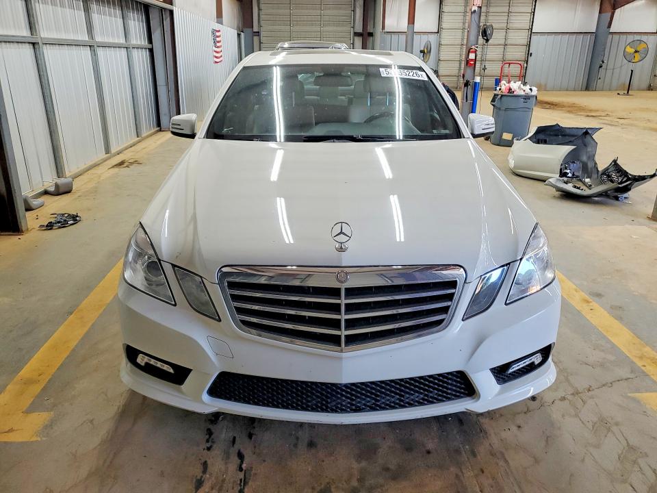2011 Mercedes-benz E მანქანა იყიდება აუქციონზე, vin: WDDHF8HB0BA469582, აუქციონის ნომერი: 53135226