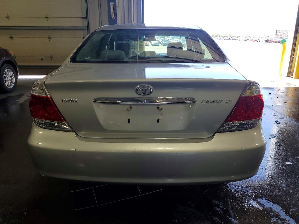 53786396 :رقم المزاد ، 4T1BE32K15U084898 vin ، 2005 Toyota Camry مزاد بيع