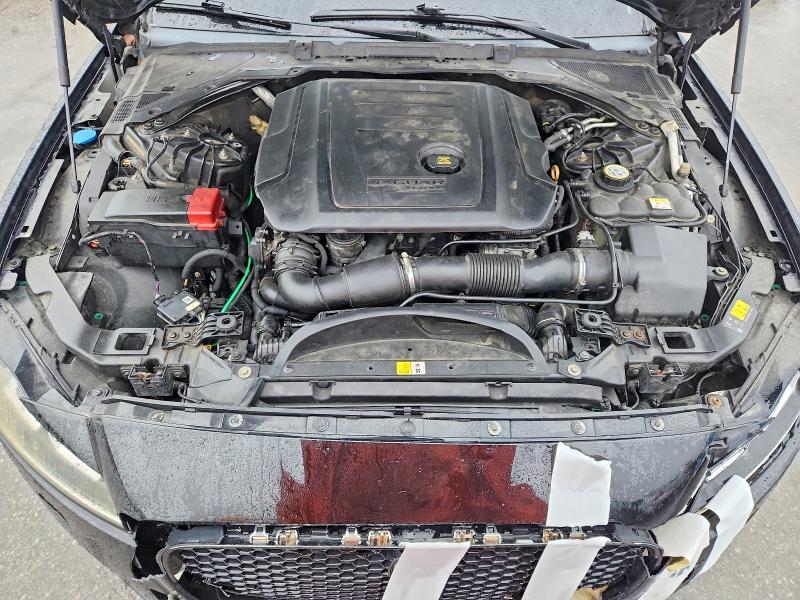 52613146 :رقم المزاد ، SAJBD4BN9HCY32252 vin ، 2017 Jaguar Xf مزاد بيع