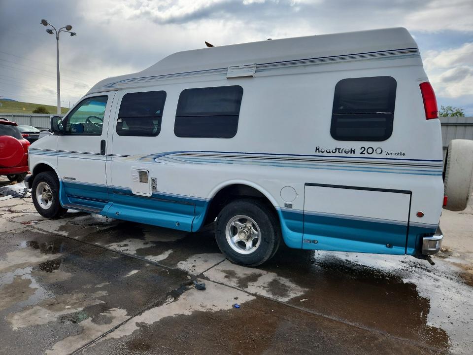 54328796 :رقم المزاد ، 1GBHG31R2Y1119112 vin ، 2000 Chevrolet Express G3500 مزاد بيع