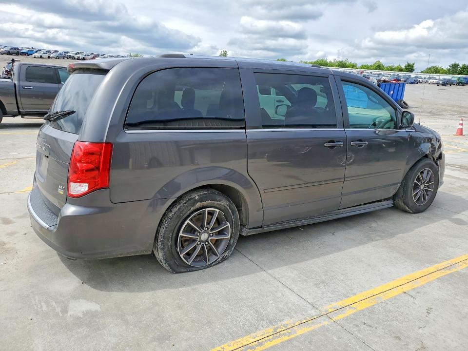 2017 Dodge Grand Caravan მანქანა იყიდება აუქციონზე, vin: 2C4RDGCG8HR557690, აუქციონის ნომერი: 51664876