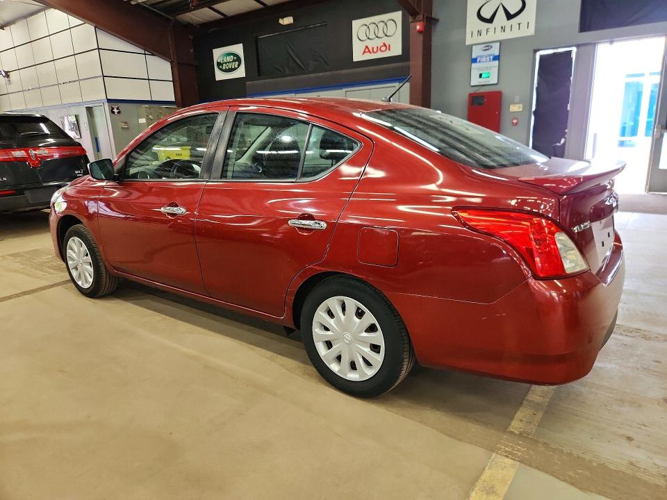 54717756 :رقم المزاد ، 3N1CN7APXJK406531 vin ، 2018 Nissan Versa مزاد بيع