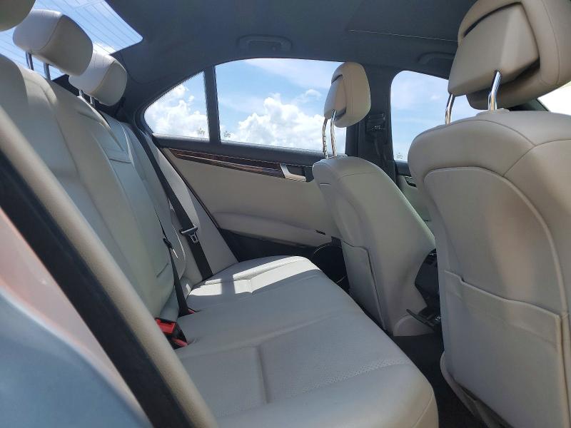 53850086 :رقم المزاد ، WDDGF4HB3DA742487 vin ، 2013 Mercedes-benz C مزاد بيع