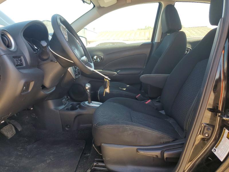 55502916 :رقم المزاد ، 3N1CN7AP8KL858392 vin ، 2019 Nissan Versa مزاد بيع