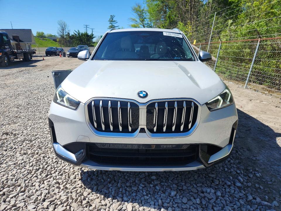 53875046 :رقم المزاد ، WBX73EF01P5Y22817 vin ، 2023 Bmw X1 مزاد بيع