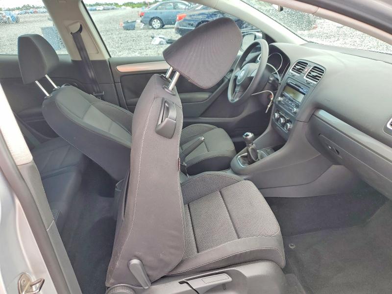 Продажа на аукционе авто 2011 Volkswagen Golf, vin: WVWAA7AJ7BW018710, номер лота: 53748676