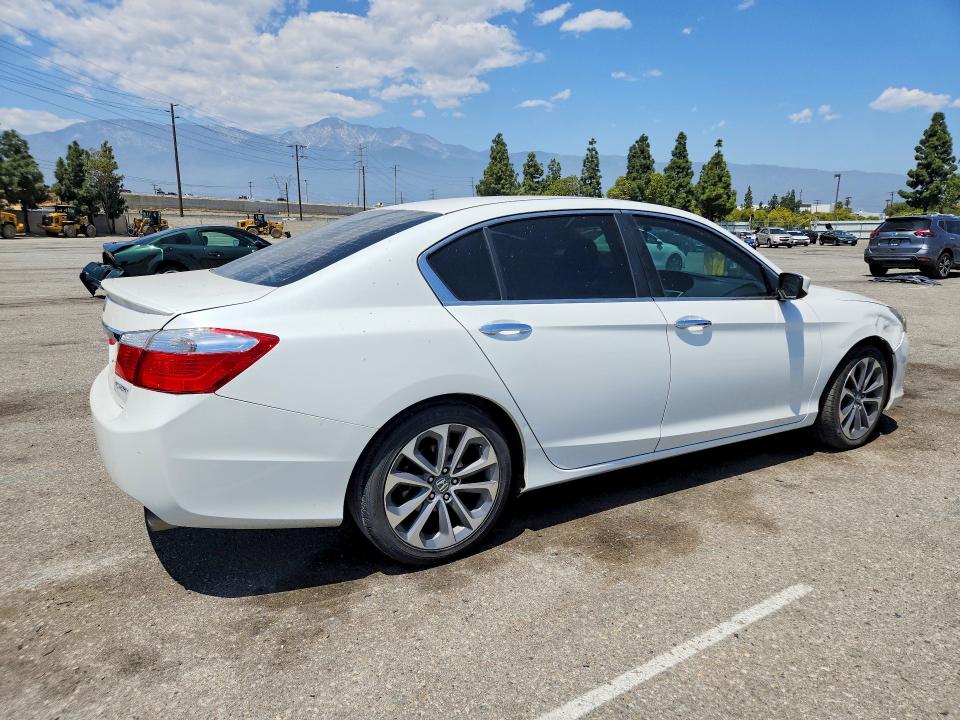 Продаж на аукціоні авто 2015 Honda Accord, vin: 1HGCR2F54FA063950, номер лоту: 52230946