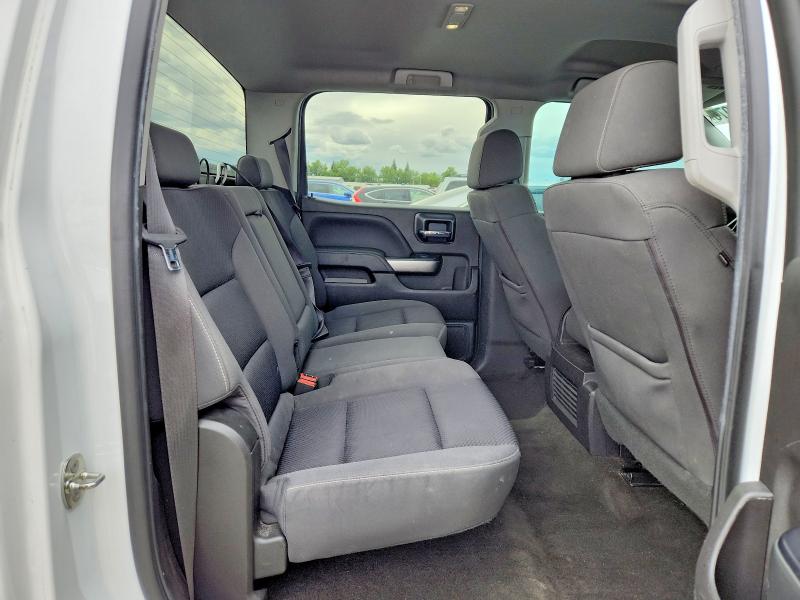 Продажа на аукционе авто 2018 Chevrolet Silverado, vin: 3GCUKRER8JG233158, номер лота: 55376976