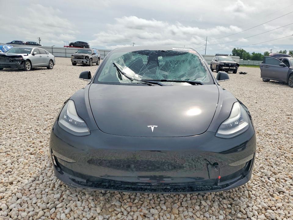 53256186 :رقم المزاد ، 5YJ3E1EB2KF384205 vin ، 2019 Tesla Model 3 مزاد بيع