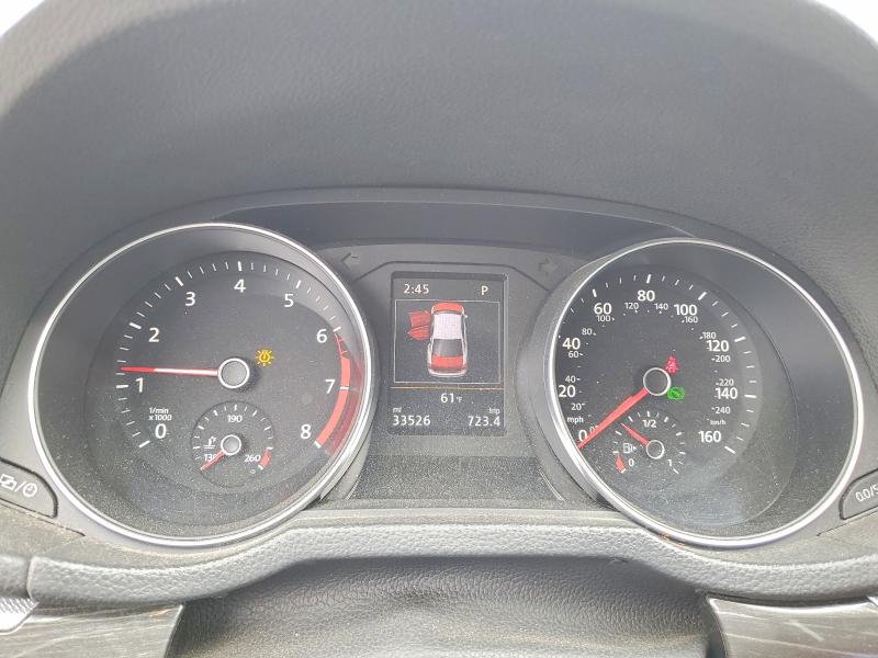 52432246 :رقم المزاد ، 1VWGT7A31HC038433 vin ، 2017 Volkswagen Passat مزاد بيع