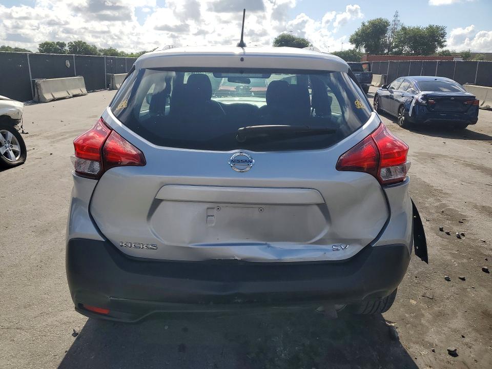 54018036 :رقم المزاد ، 3N1CP5CU3KL536051 vin ، 2019 Nissan Kicks مزاد بيع